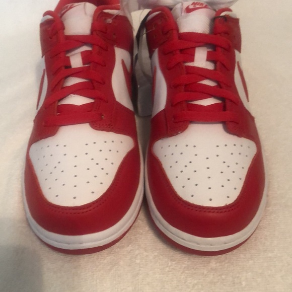 Nike Dunk Low SP Red/White Size 10.0 main image 5